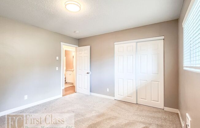 2 beds, 1 bath, 672 sqft, $1,395, Unit 21