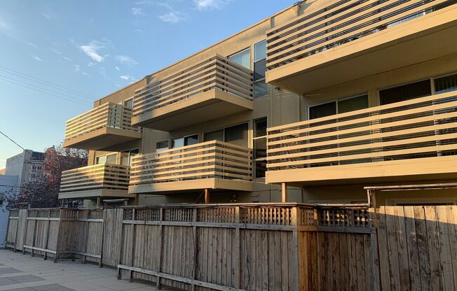 1 bed, 1 bath, 454 sqft, $2,395, Unit 6