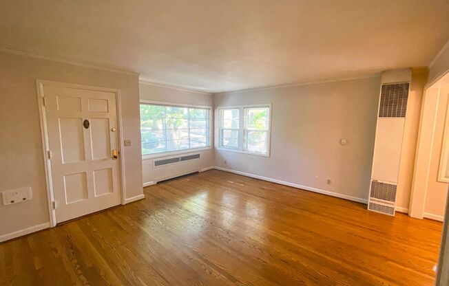 LA BONITA APARTMENTS (CZOP02)