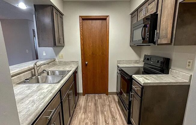 Parkside Apts. (TDS)