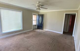 2 beds, 1 bath, $1,175