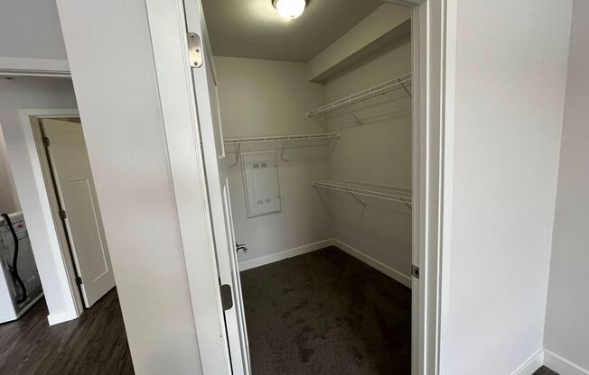 2 beds, 2 baths, 1,176 sqft, $1,895, Unit Lime 125