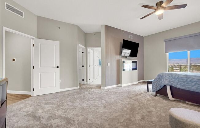 4 beds, 3.5 baths, $4,700, Unit # 722