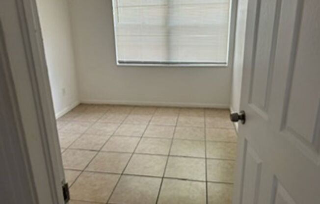 3 beds, 1 bath, $1,995