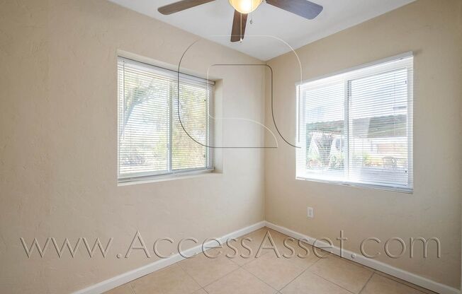 2 beds, 1 bath, 400 sqft, $1,095, Unit 2