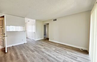 2 beds, 1 bath, $1,695, Unit 06