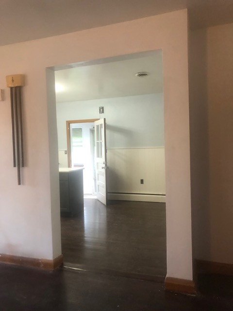 1241 LOCUST AVE