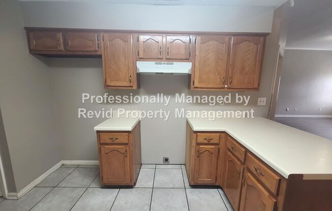 2 beds, 2 baths, $1,095