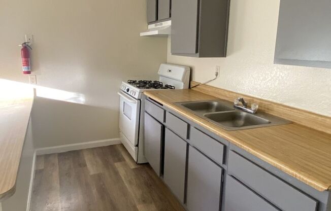 1 bedroom FIRST MONTH'S FREE RENT