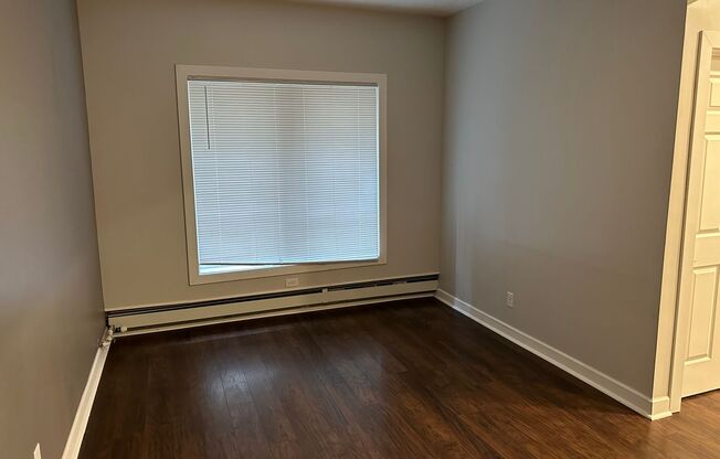 2 beds, 1 bath, 680 sqft, $1,600, Unit 103