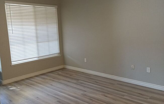 2 beds, 2 baths, 1,137 sqft, $1,599, Unit Las Vegas Blvd. 1239