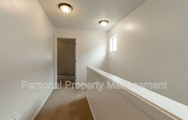 2707 NE 130 CT