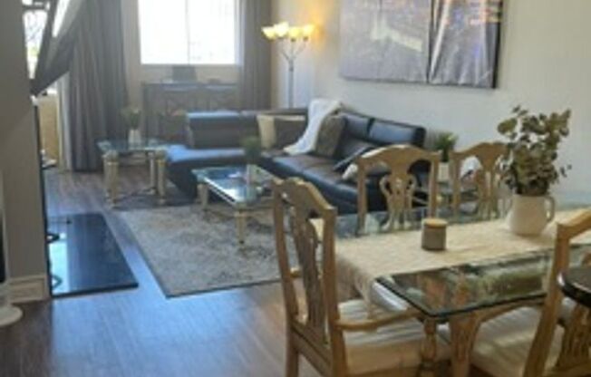 Meridian Furnished 2 Bed | 2 Bath Condo with Sphere View and Linq View (NV Energy/SW Gas/Internet Included)