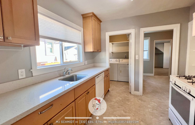 2 beds, 1.5 baths, 1,251 sqft, $2,850