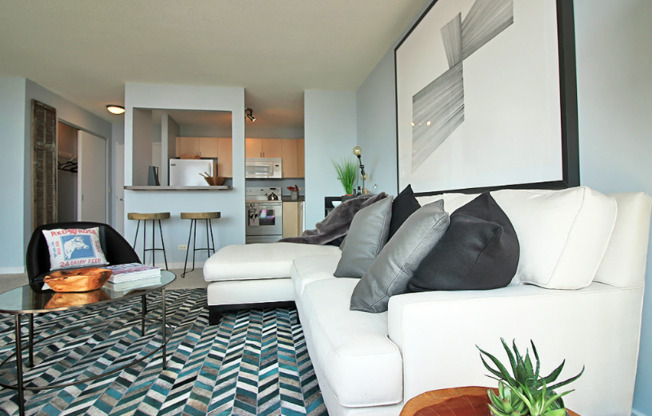 1202 S MICHIGAN