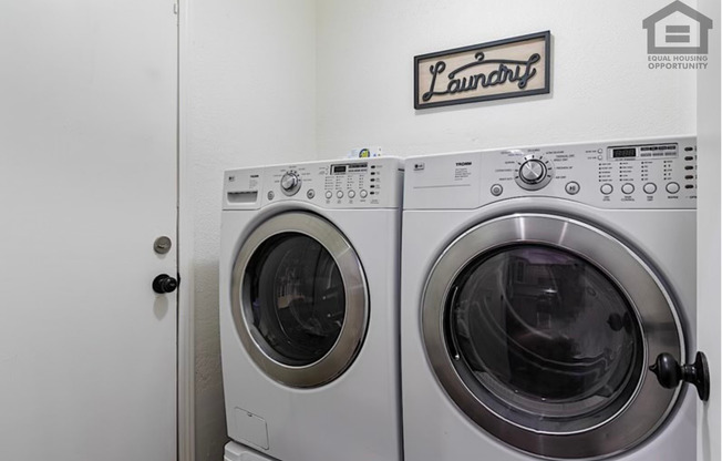 3 beds, 2 baths, $2,499
