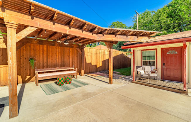 915 STEWART DR