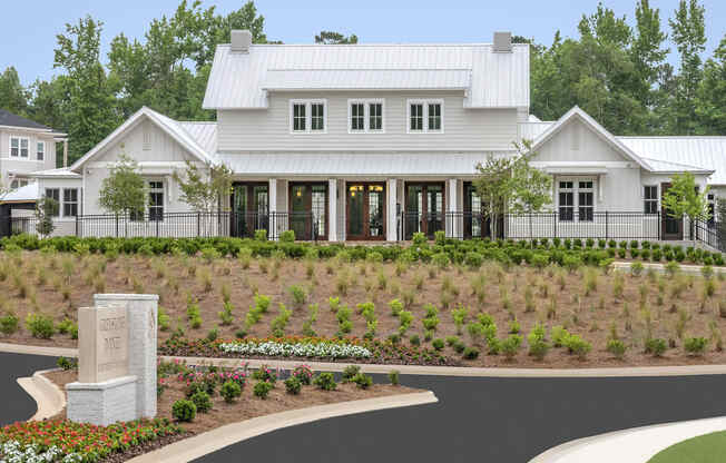 Greystone Pointe Auburn Exterior