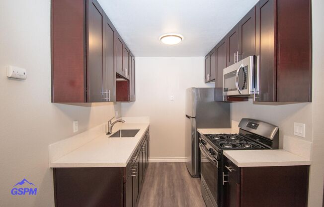 4060 Euclid North Apartments