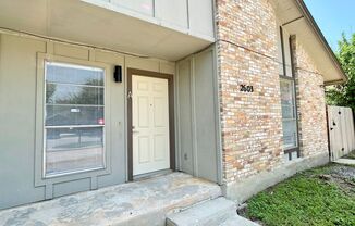 Upgraded 2/1 in South Austin