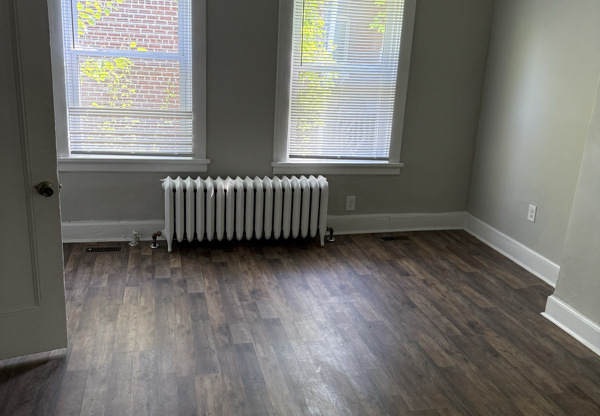 901 N 27 ST