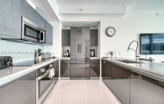 1080 Brickell Ave cu-3802, Miami, FL 33131