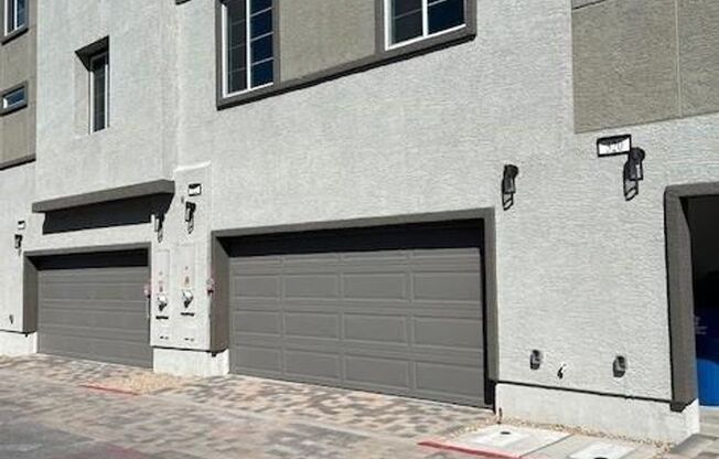 Modern Cadence Townhome with First-Floor Primary Suite, Solar & Resort-Style Amenities!