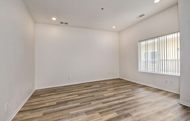 2 beds, 2 baths, 1,034 sqft, $2,995, Unit 505
