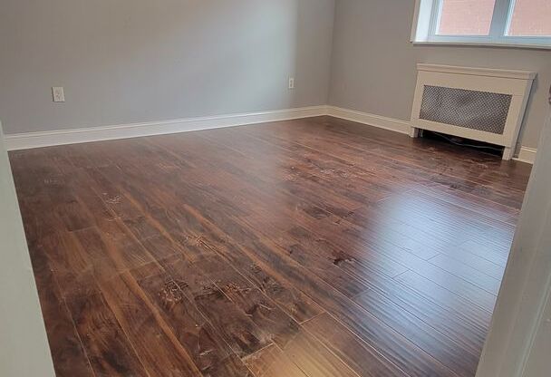 2 beds, 1 bath, 1,000 sqft, $1,400, Unit Apt. 5