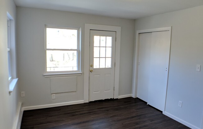 1 bed, 1 bath, $2,300, Unit A16