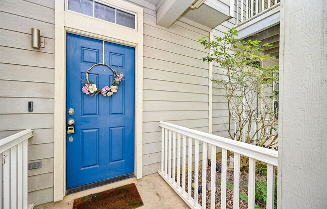 3 beds, 1.5 baths, 1,288 sqft, $1,377