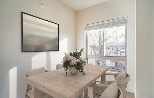 1 bed, 1 bath, 655 sqft, $1,395, Unit 210