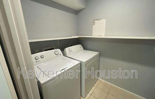 12607 ASHFORD MDW DR