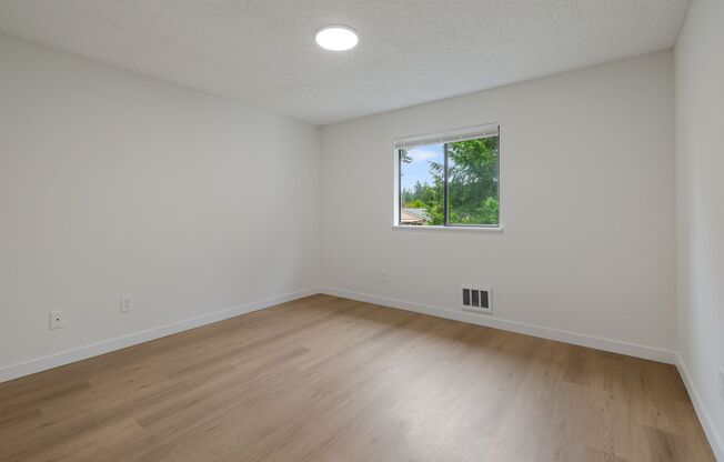 2 beds, 2 baths, 1,100 sqft, $2,095, Unit 402