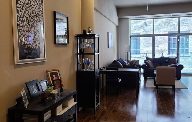 1 bed, 1.5 baths, 1,022 sqft, $1,750, Unit 204