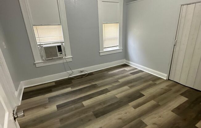 Fully Renovated 2/1 -Single Family Available for Immediate Rent!