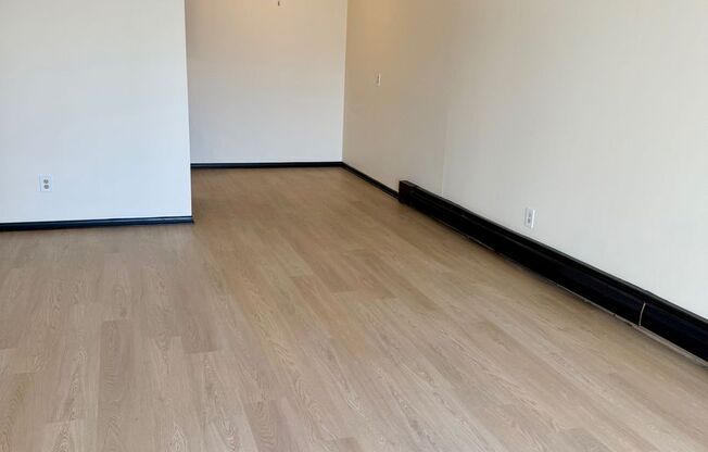 1 bed, 1 bath, 750 sqft, $1,100, Unit 7720-314