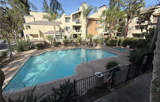 1 bed, 1 bath, 610 sqft, $2,450, Unit 322