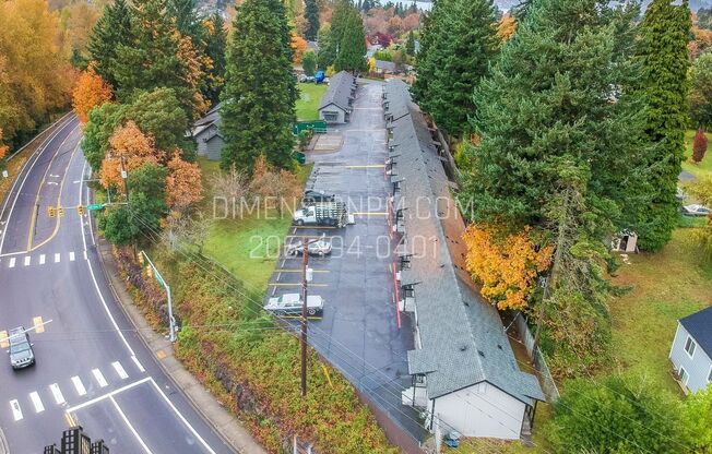 Skyway Apartments