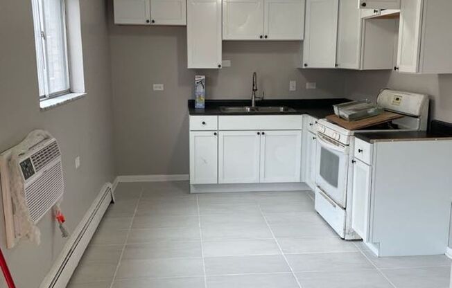 12619 - 12623 Lincoln Street