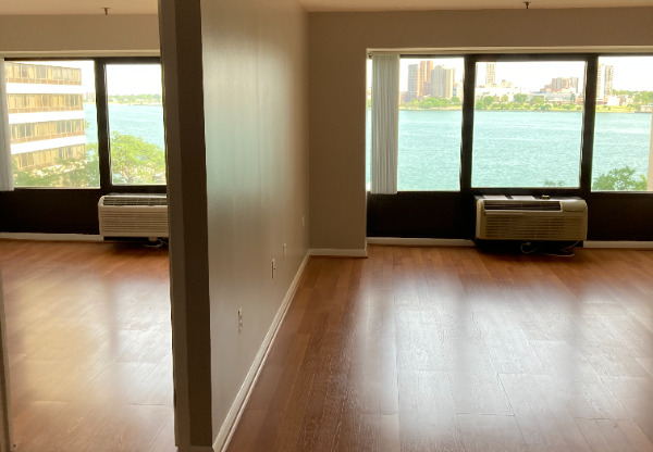 300 Riverfront Dr