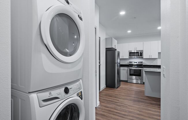 1 bed, 1 bath, 857 sqft, $1,625, Unit 318