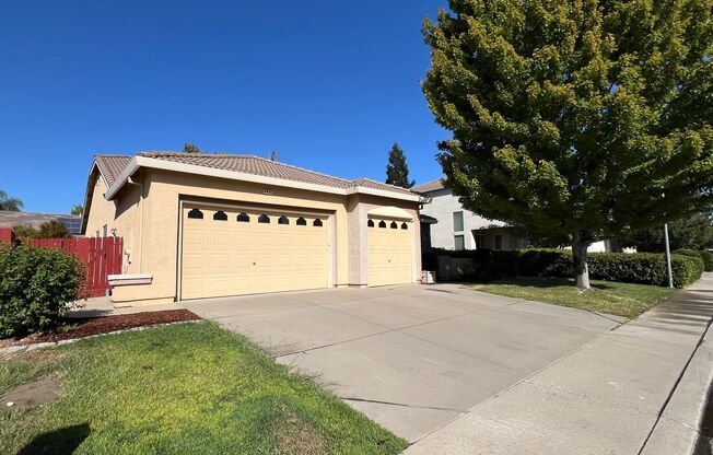 2 Bedroom Home in Elk Grove Near Morse Park