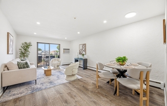 595 REVERE BCH PKWY
