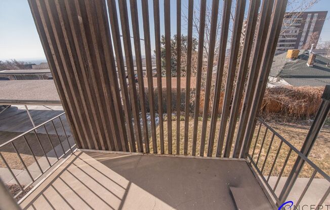 2 beds, 1 bath, 790 sqft, $1,325, Unit 18
