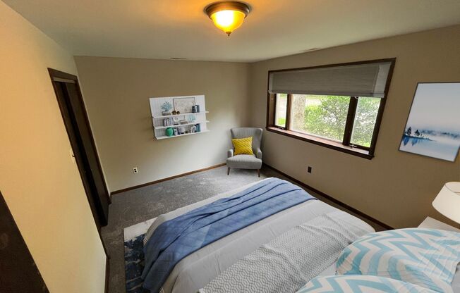Great 2 Bedroom / 1 bath in Hatfield!