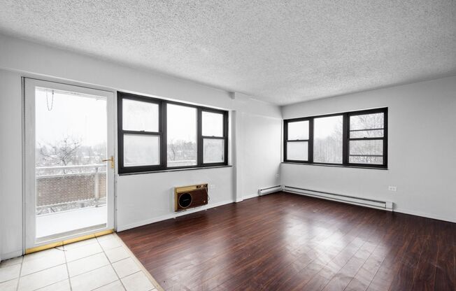 2 beds, 1 bath, 800 sqft, $949, Unit Apt. 505