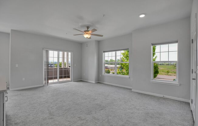 2 beds, 2 baths, 1,055 sqft, $1,315, Unit 211-G337