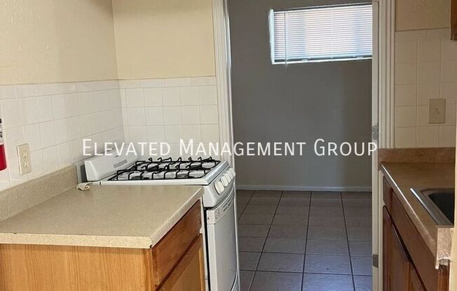 1024 ALVARADO DR SE