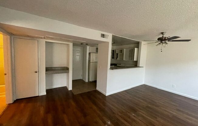 1 bed, 1 bath, $1,795, Unit 103